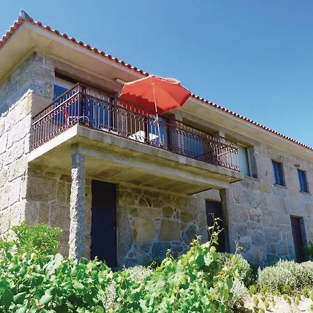 Casa de Férias Two-bedroom Holiday P-4550-360 With A Fireplace 05 Castelo de Paiva