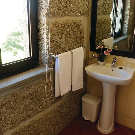 Casa de Férias Two-bedroom Holiday P-4550-360 With A Fireplace 05 *